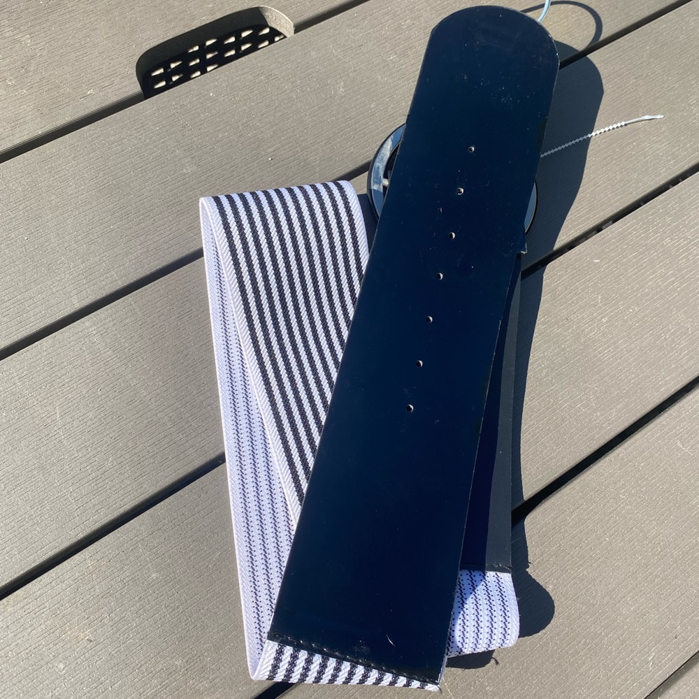 Black and white strip belt